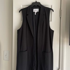 Black BCBG vest professional
